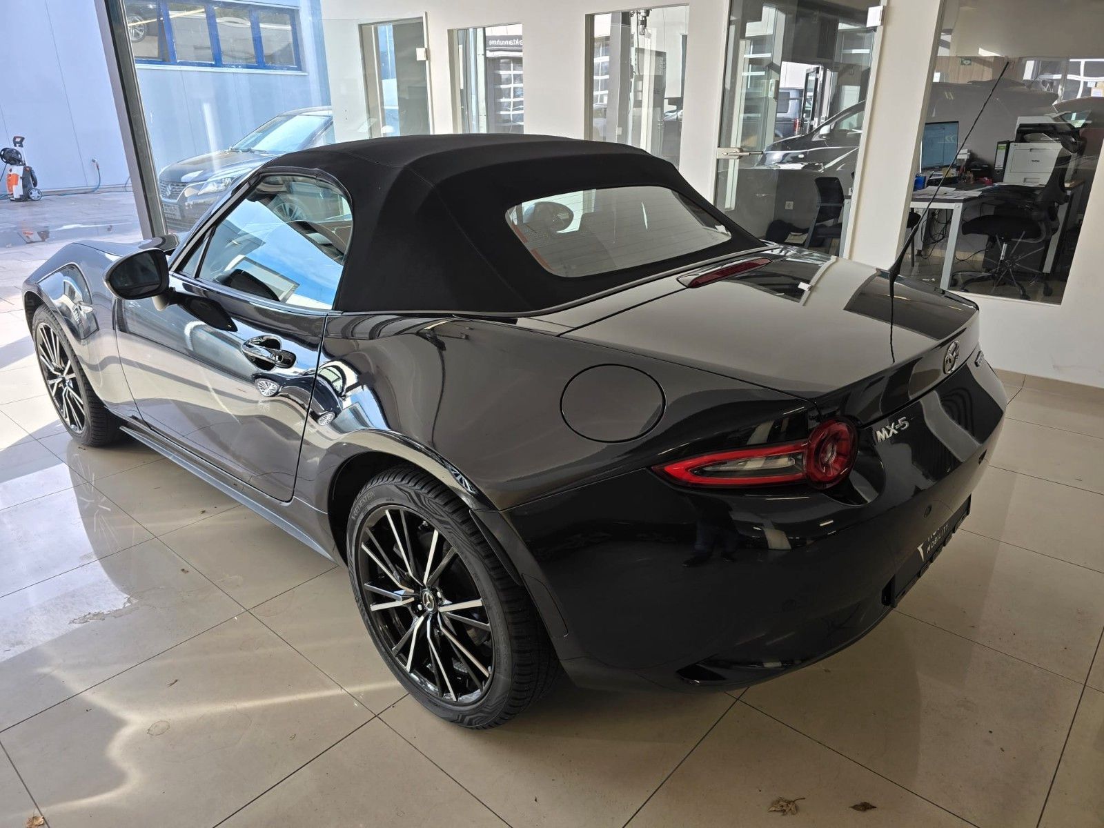 Mazda MX-5 Exclusive-Line 184PS *NAV*BOSE*LED *RFK