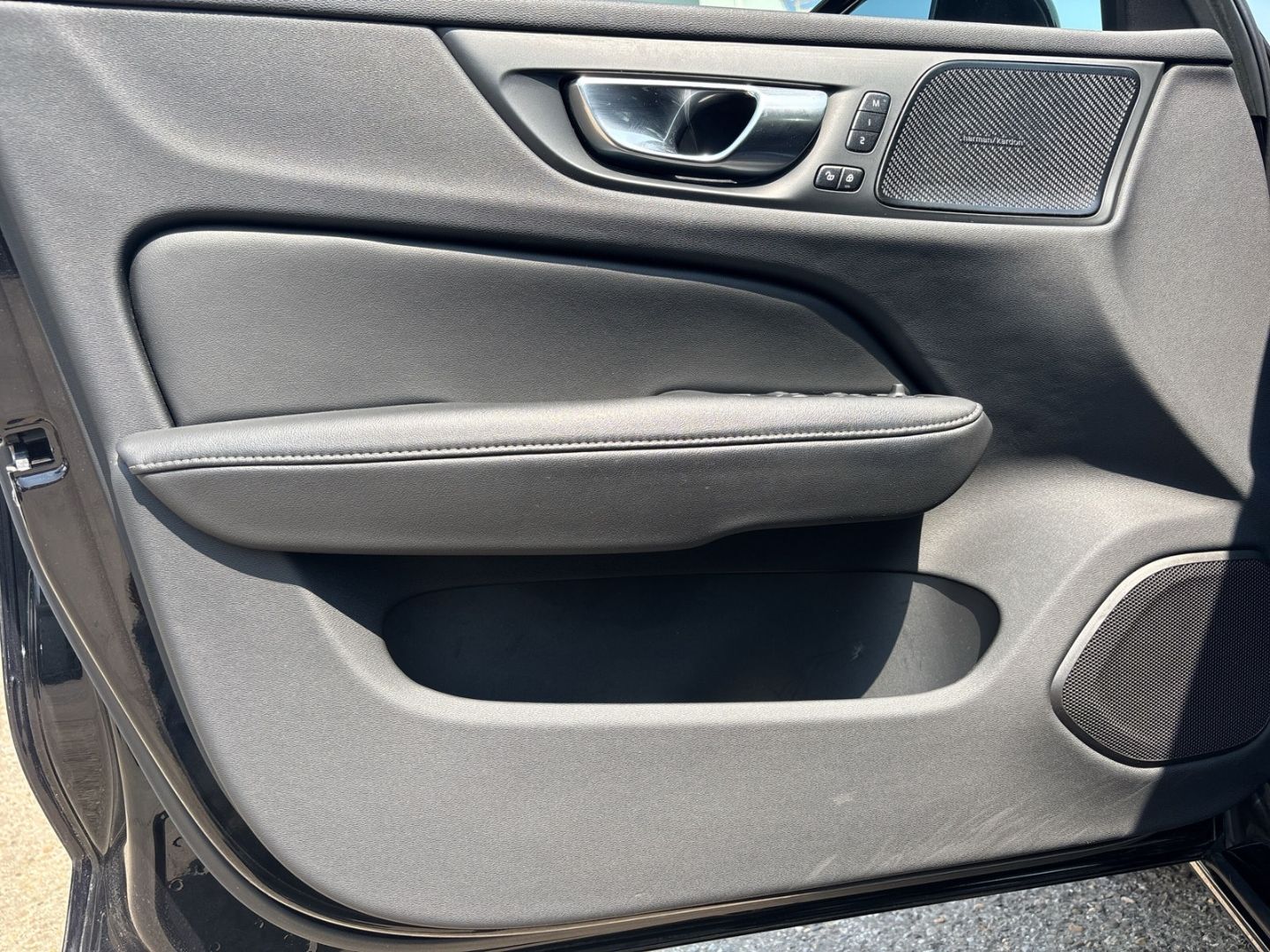 Volvo V60 Recharge T8 Kombi Plus Bright Plug-In Hybrid