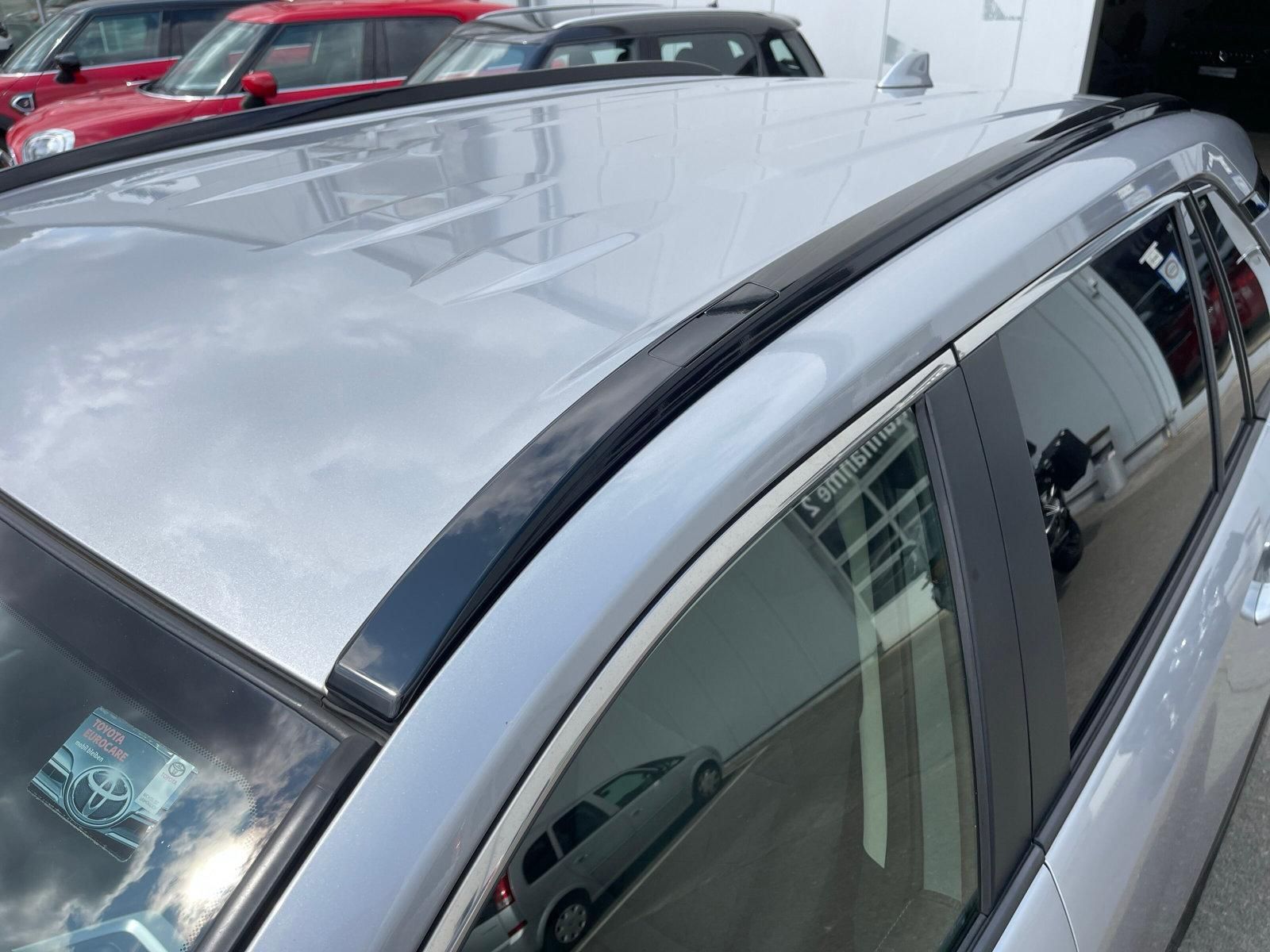 Toyota RAV4 2.5 Hybrid 4x2 - Samsaru's Car Outlet