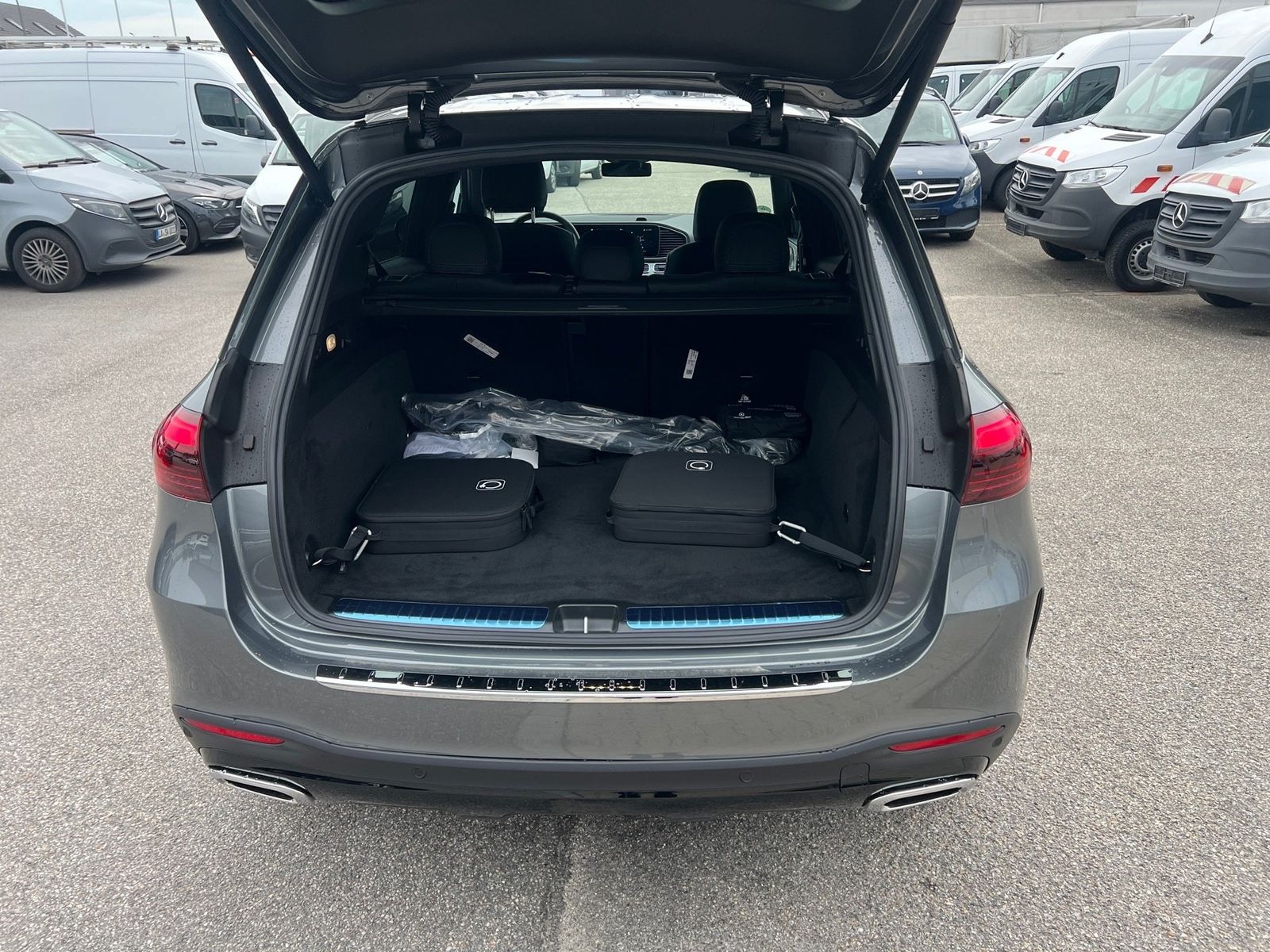 Mercedes-Benz GLE 350 de 4m AMG*Night*AHK*Mbeam*Burmester*360