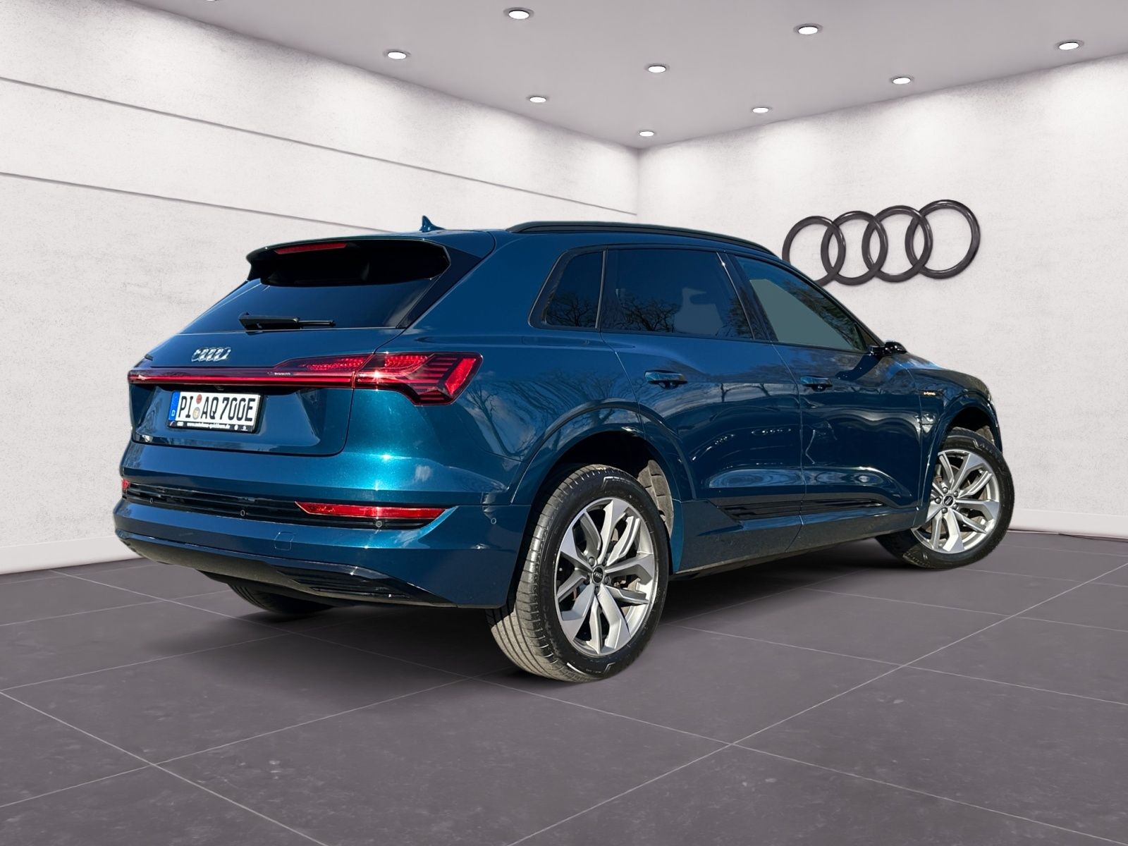 Audi e-tron 55 quattro S line Sline AHK AIR PAN MTX B