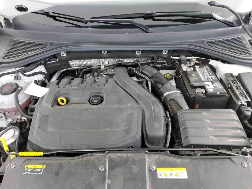 Volkswagen T-Roc 1.5 TSI Sport - Samsaru's Car Outlet