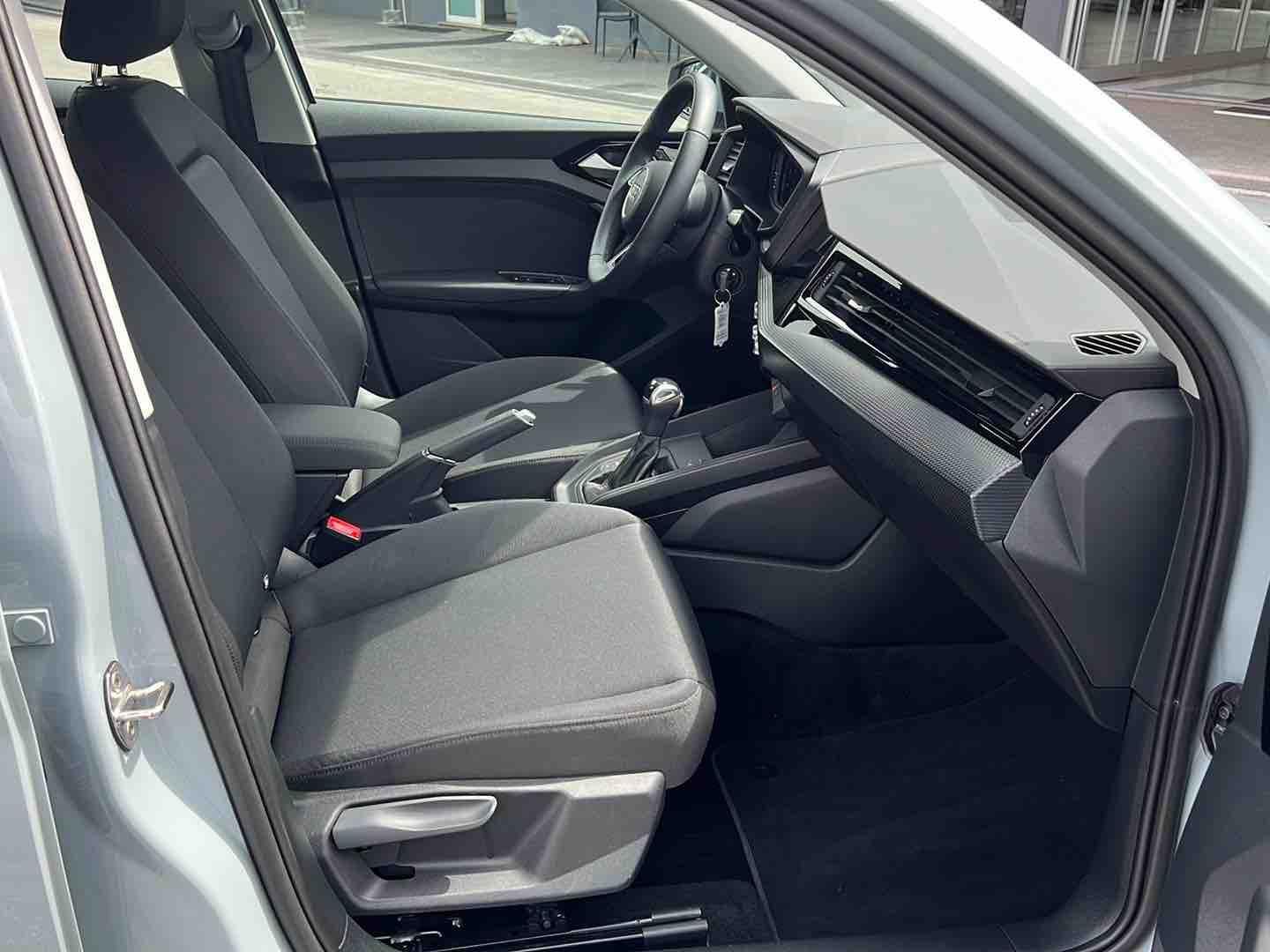 Audi A1 advanced Automatik *AppConnect, Kamera, PDC*