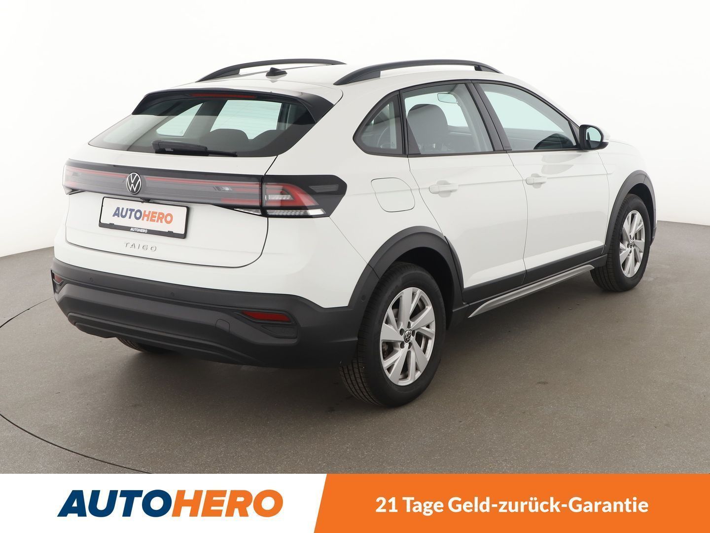 Volkswagen Taigo 1.0 TSI Life Aut. - Samsaru's Car Outlet