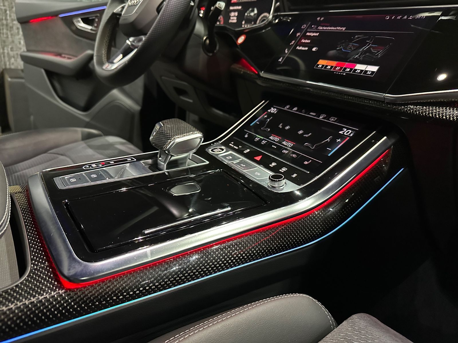 Audi Q8 quattro Competition S Line / Carbon/ Matrix