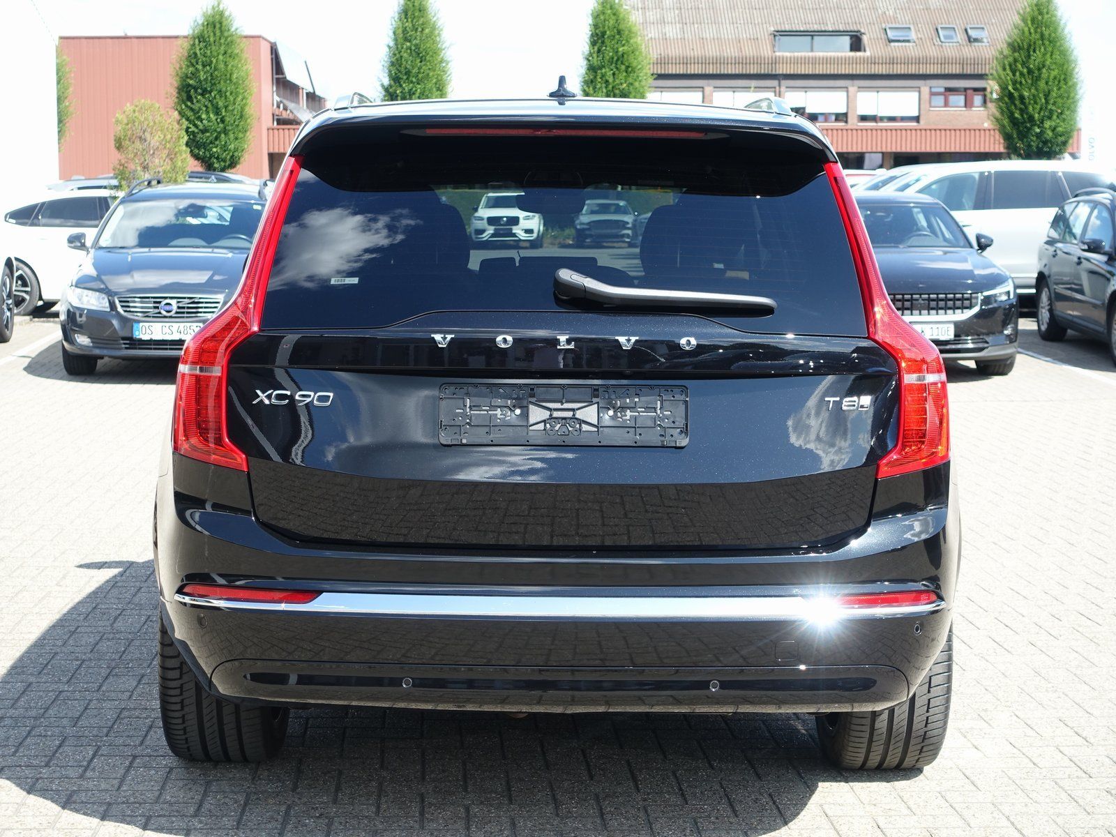 Volvo XC90 Plus Bright T8 Recharge AWD - Samsaru's Car Outlet