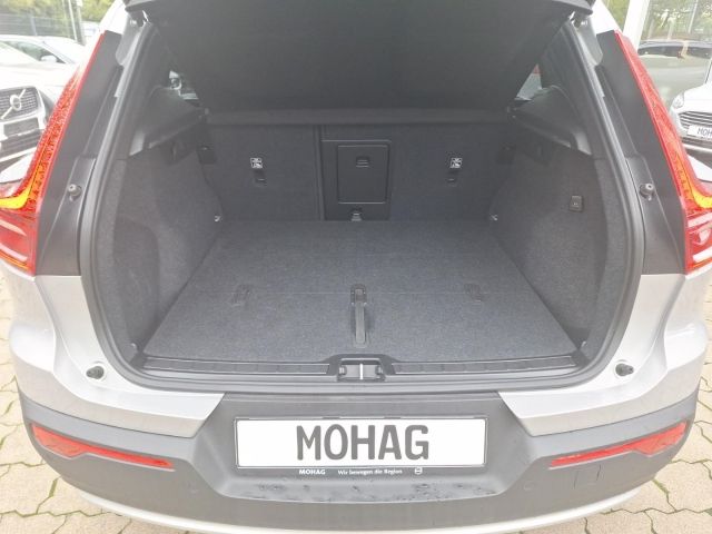 Volvo XC40 2WD Core *AHK Schwenkbar* Rückfahrkamera* G