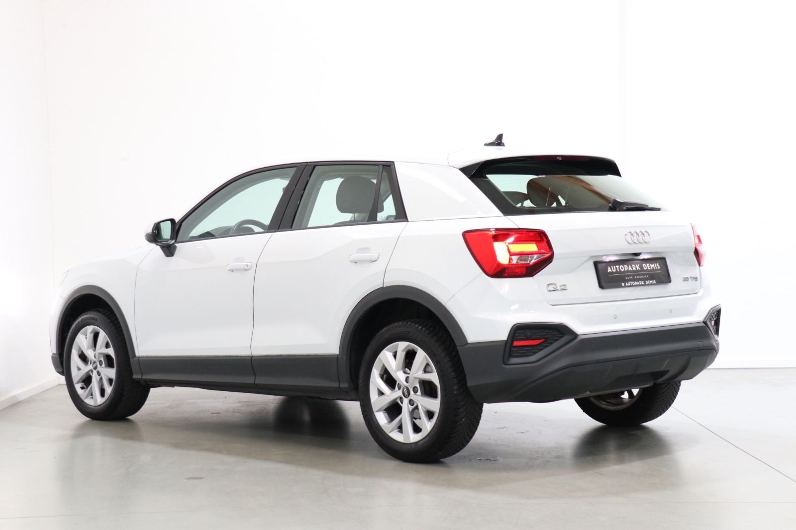 Audi Q2 35 TFSI 1.5-KAMERA-ACC-LED-SHZ-NAVI-EHK