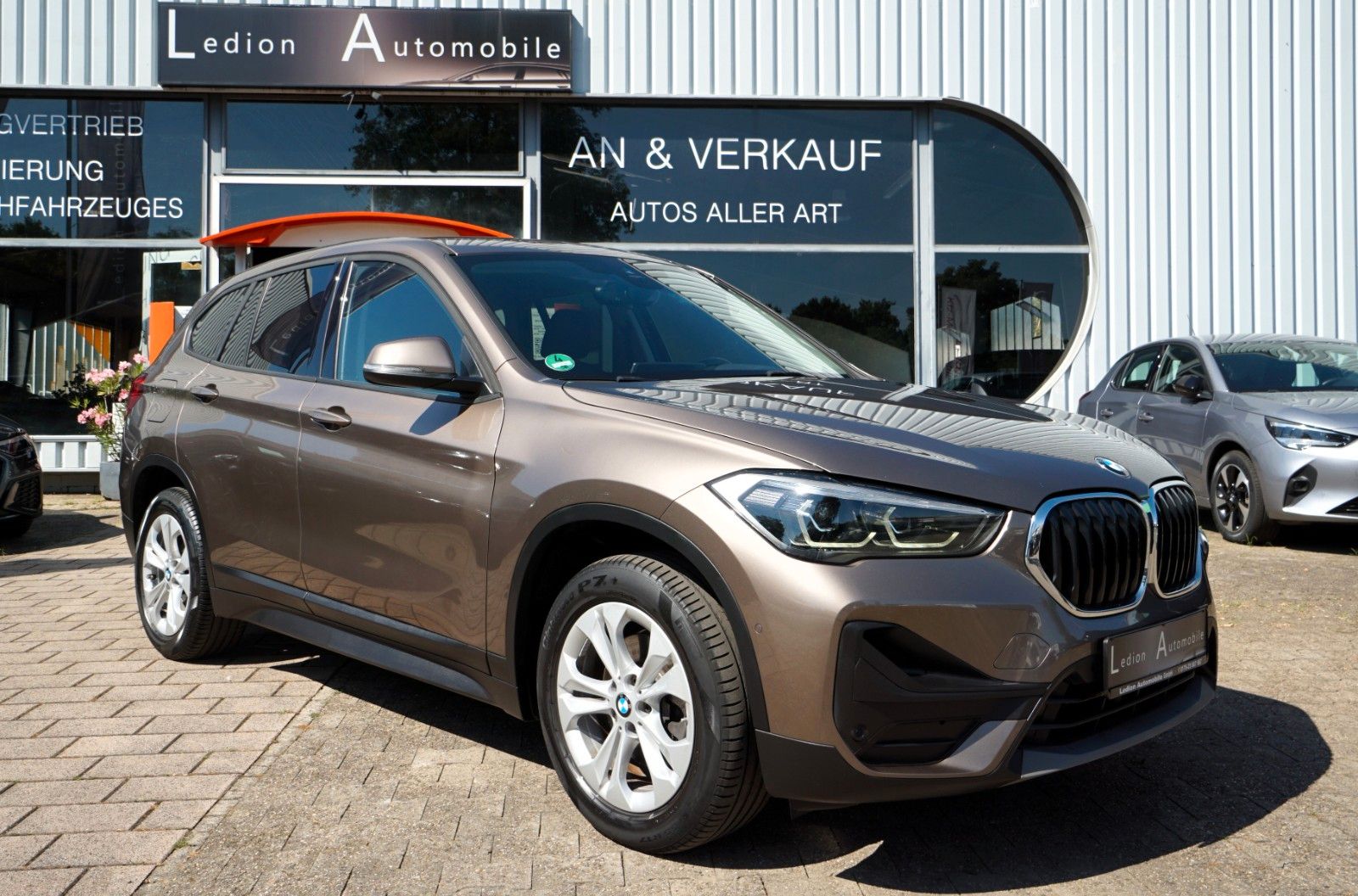 BMW X1 xDrive 18 d Advantage - Samsaru's Car Outlet