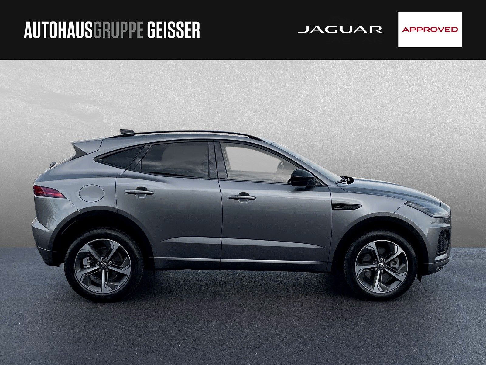 Jaguar E-Pace P160 R-DYNAMIC SE ACC LED