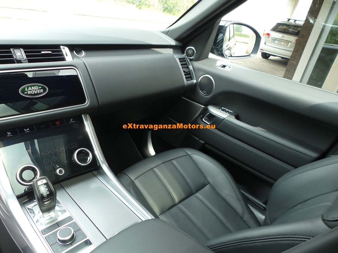 P400e PHEV HSEDynamic - Samsaru's Car Outlet