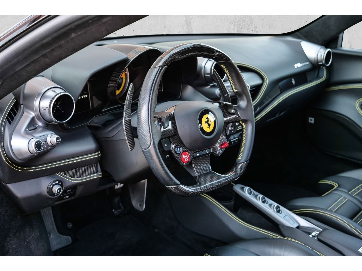 Ferrari F8 Tributo - Samsaru's Car Outlet