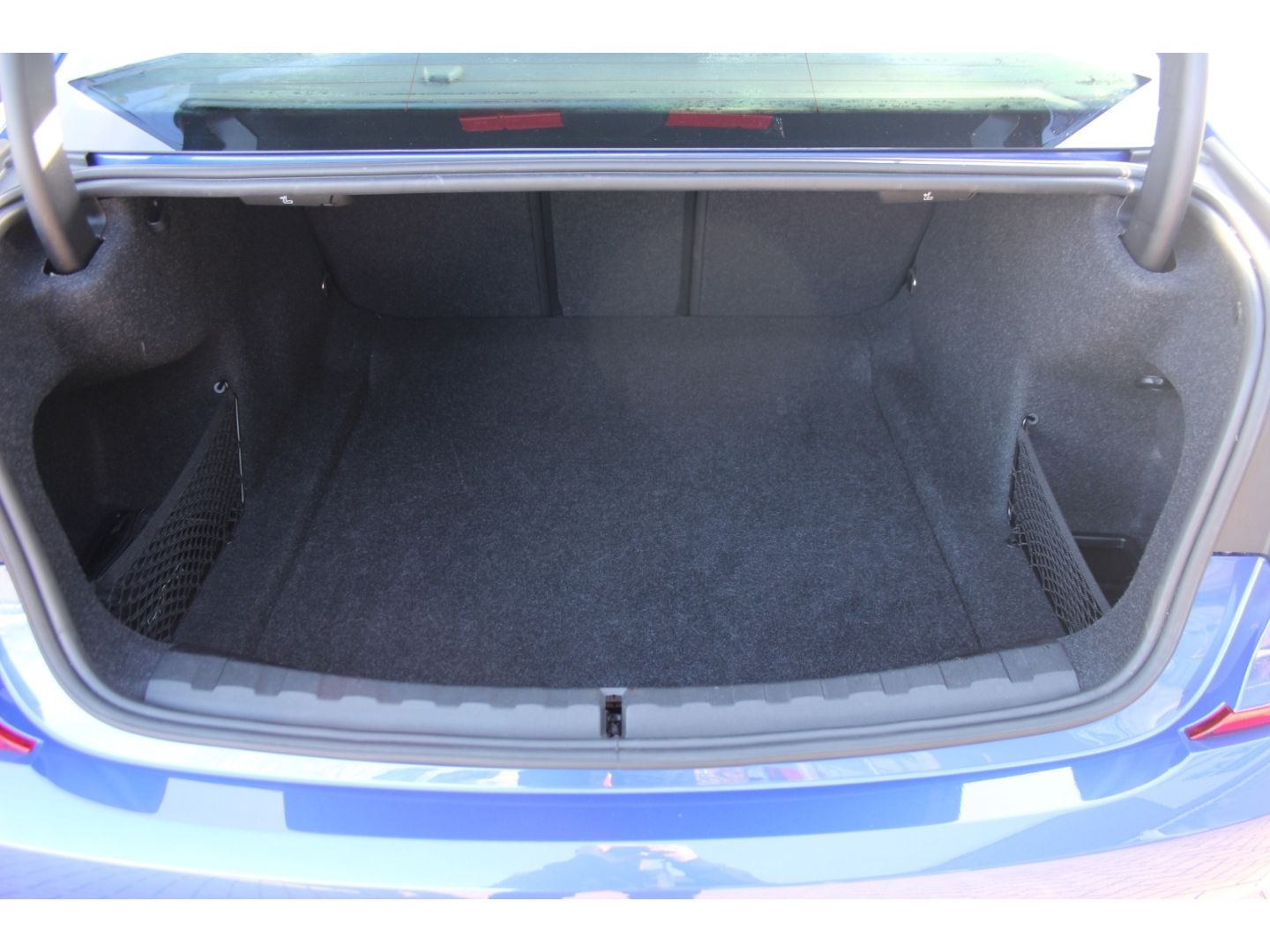 BMW 320 d xDrive M Sport - Samsaru's Car Outlet