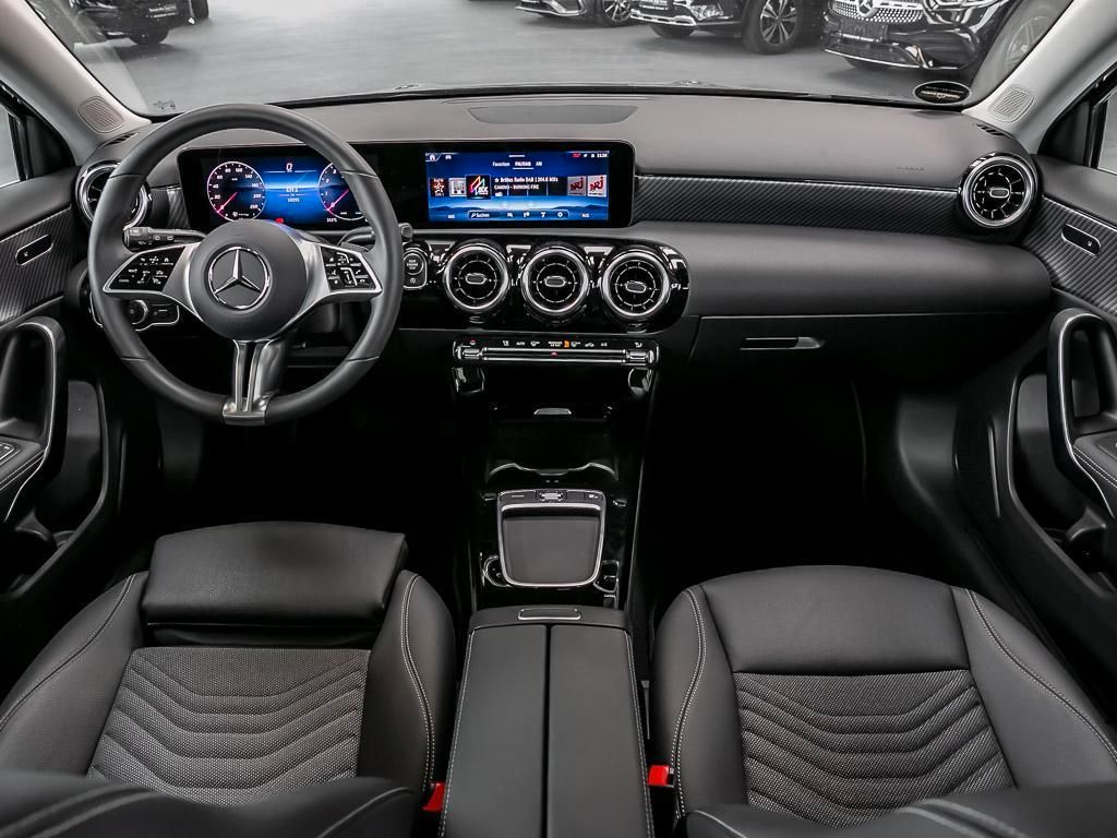 Mercedes-Benz A 180 Progressive - Samsaru's Car Outlet