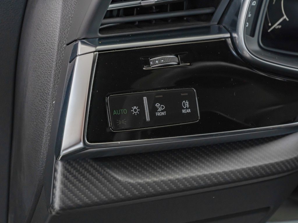 Audi RS Q8 4.0 TFSI quattro tiptronic AHK STANDHZ. BT