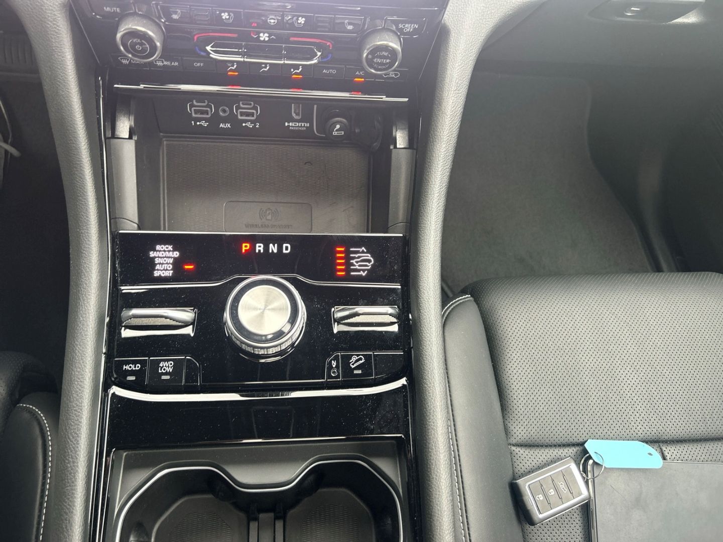 Jeep Grand Cherokee 4xe Overland HUD Navi Leder AHK