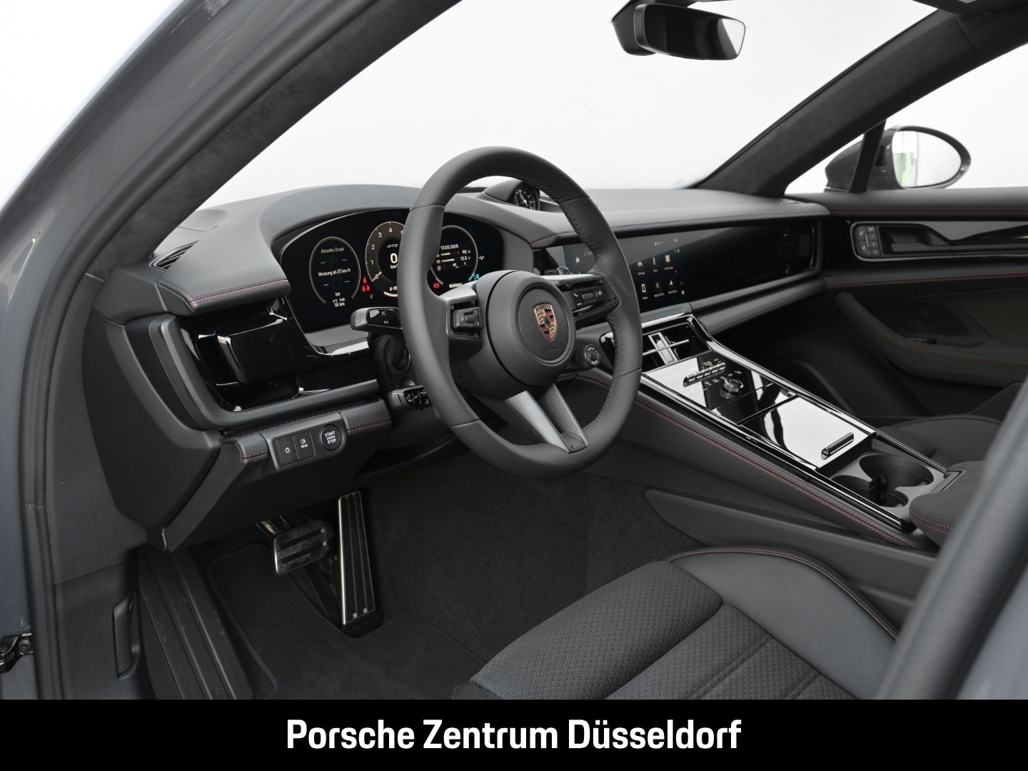Porsche Panamera GTS Surround-View Head-Up Sportabgas
