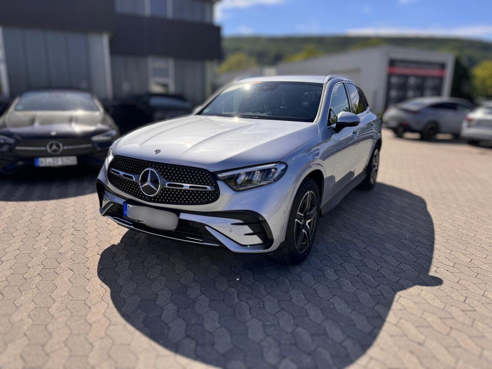 Mercedes-Benz GLC 200 4M - Samsaru's Car Outlet