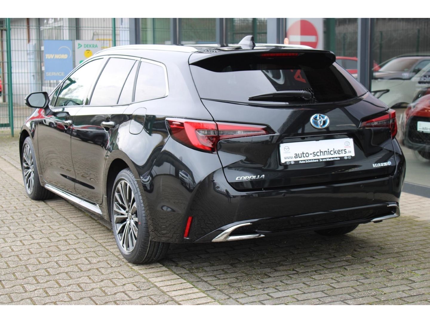 Toyota Corolla Touring Sports Hybrid Teamplayer+TEC-P
