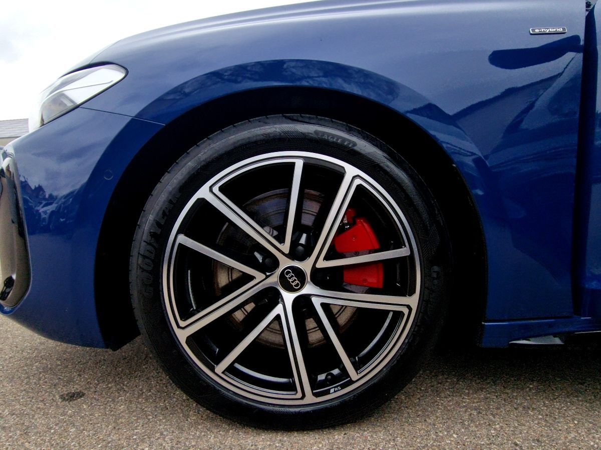 Audi A5 Avant S-Line TFSI e-hybrid qu  AHK NAVI PANO