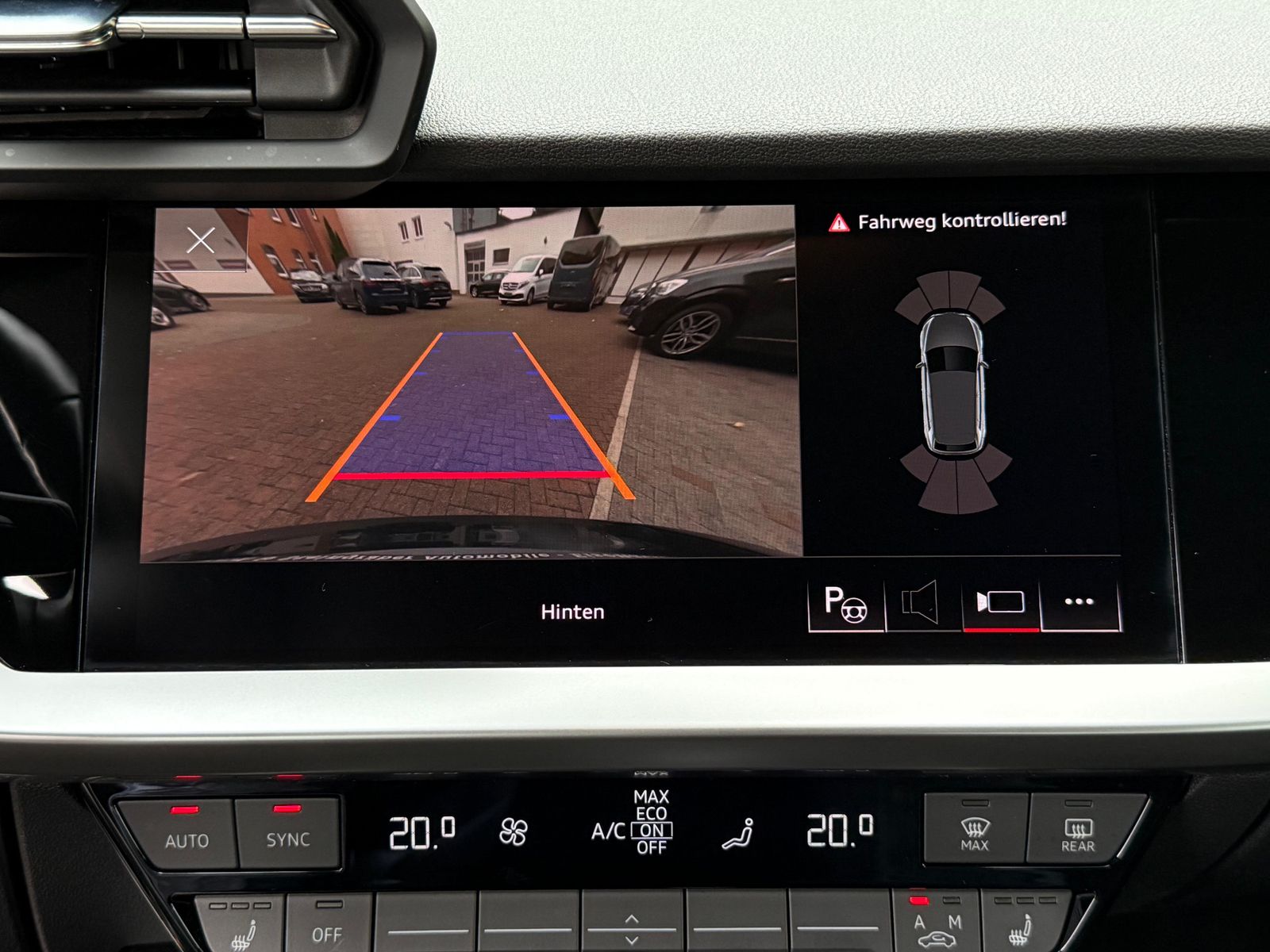 Audi A3 30 TDI S-tr. S-Line LED+MMI+KAM+SHZ+VIRT+DAB+