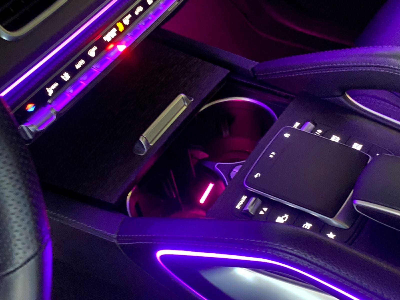 Mercedes-Benz GLE350de AMG 4M_Panorama_Airmatic_360°_Keyless_