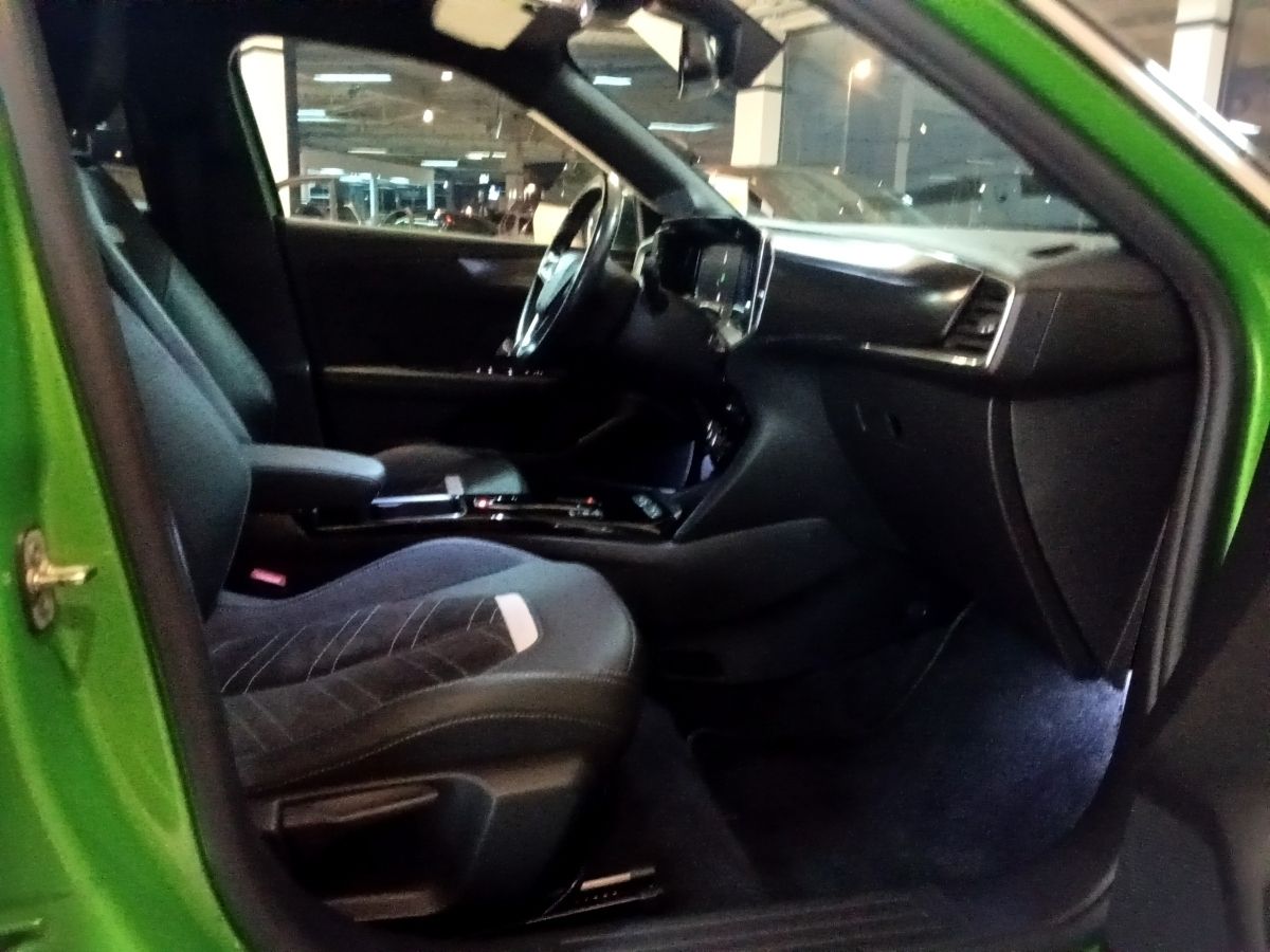 Opel Mokka-e Ultimate - Samsaru's Car Outlet