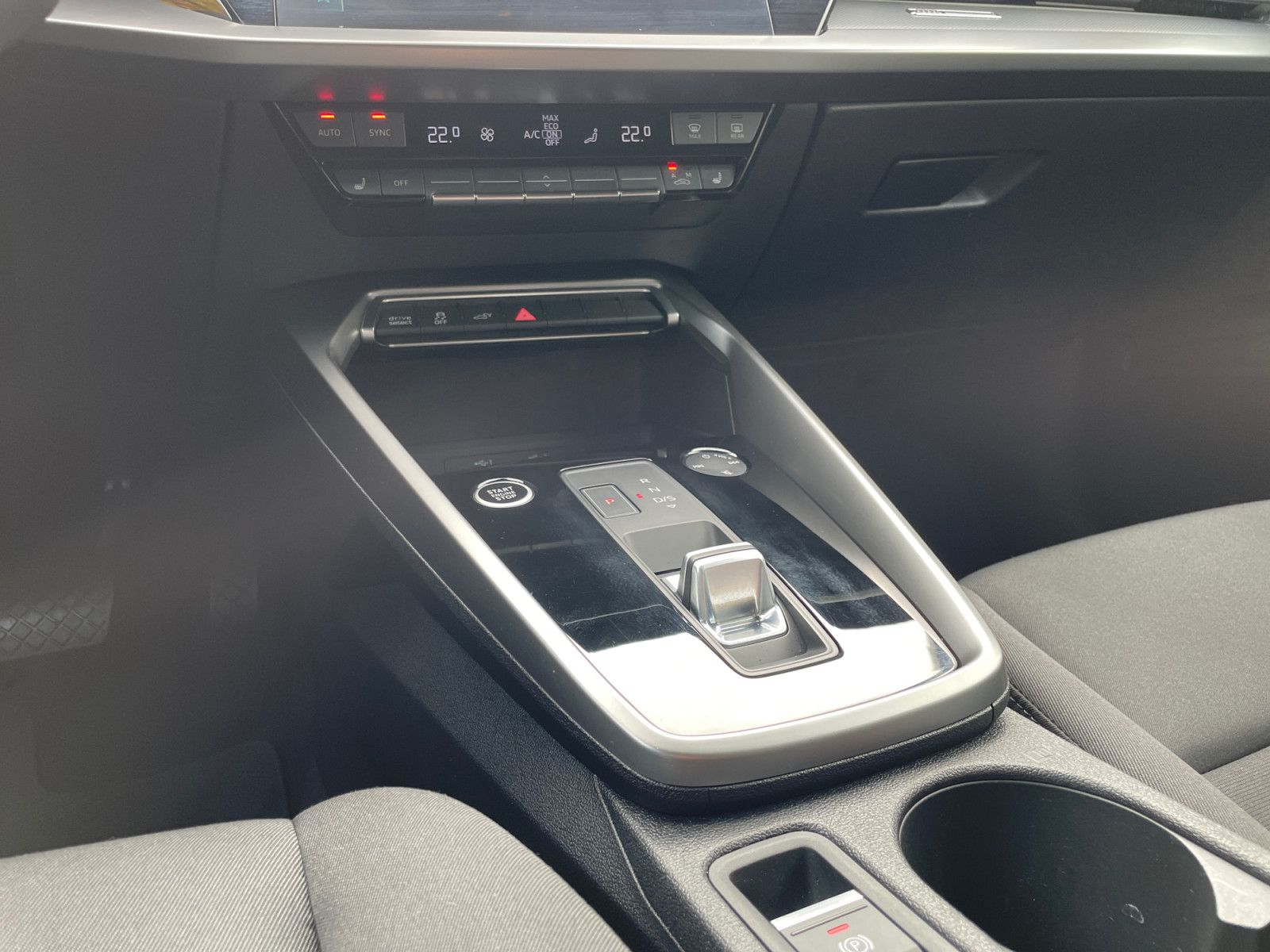 Audi A3 Sportback 40TFSIe S-tronic Privacy PDC Sitzh.