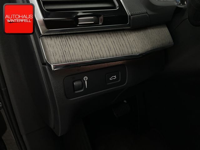 Volvo XC90 B5 D INSCRIPTION AWD - Samsaru's Car Outlet