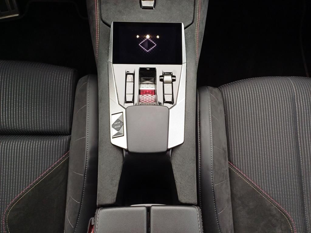 DS Automobiles DS4 Performance Line +