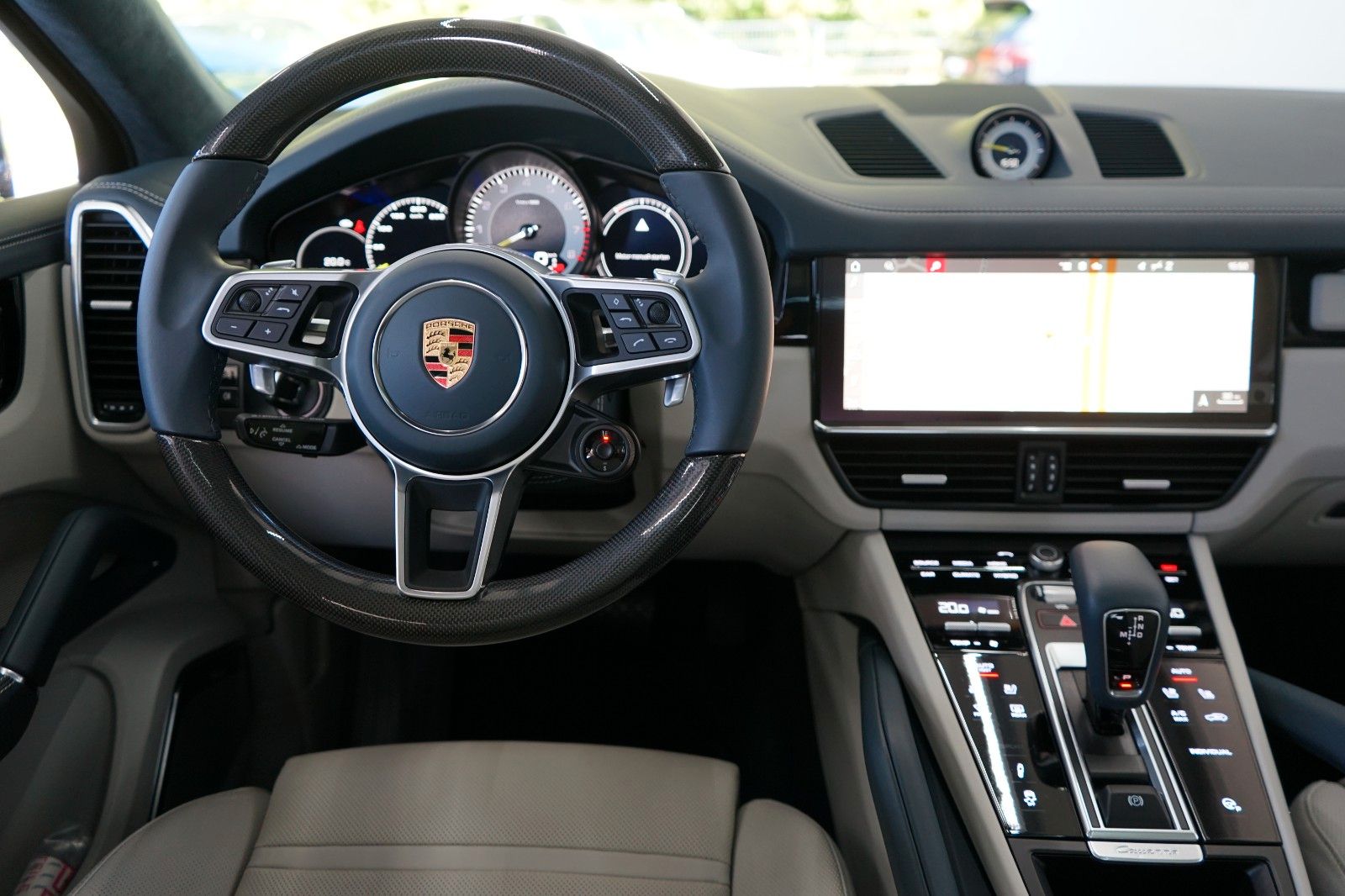 Porsche Cayenne Coupe E-Hybrid MY2021/NEW/KREIDE/1800km