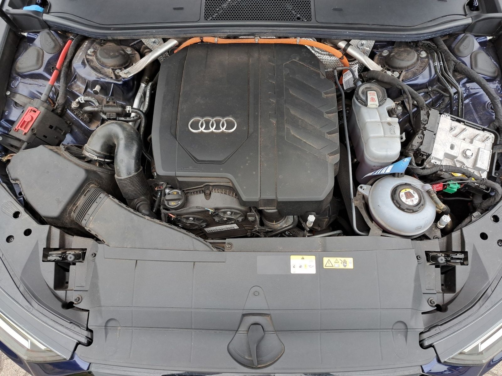 Audi A6 Avant 55 TFSIe quattro S tronic - Samsaru's Car Outlet