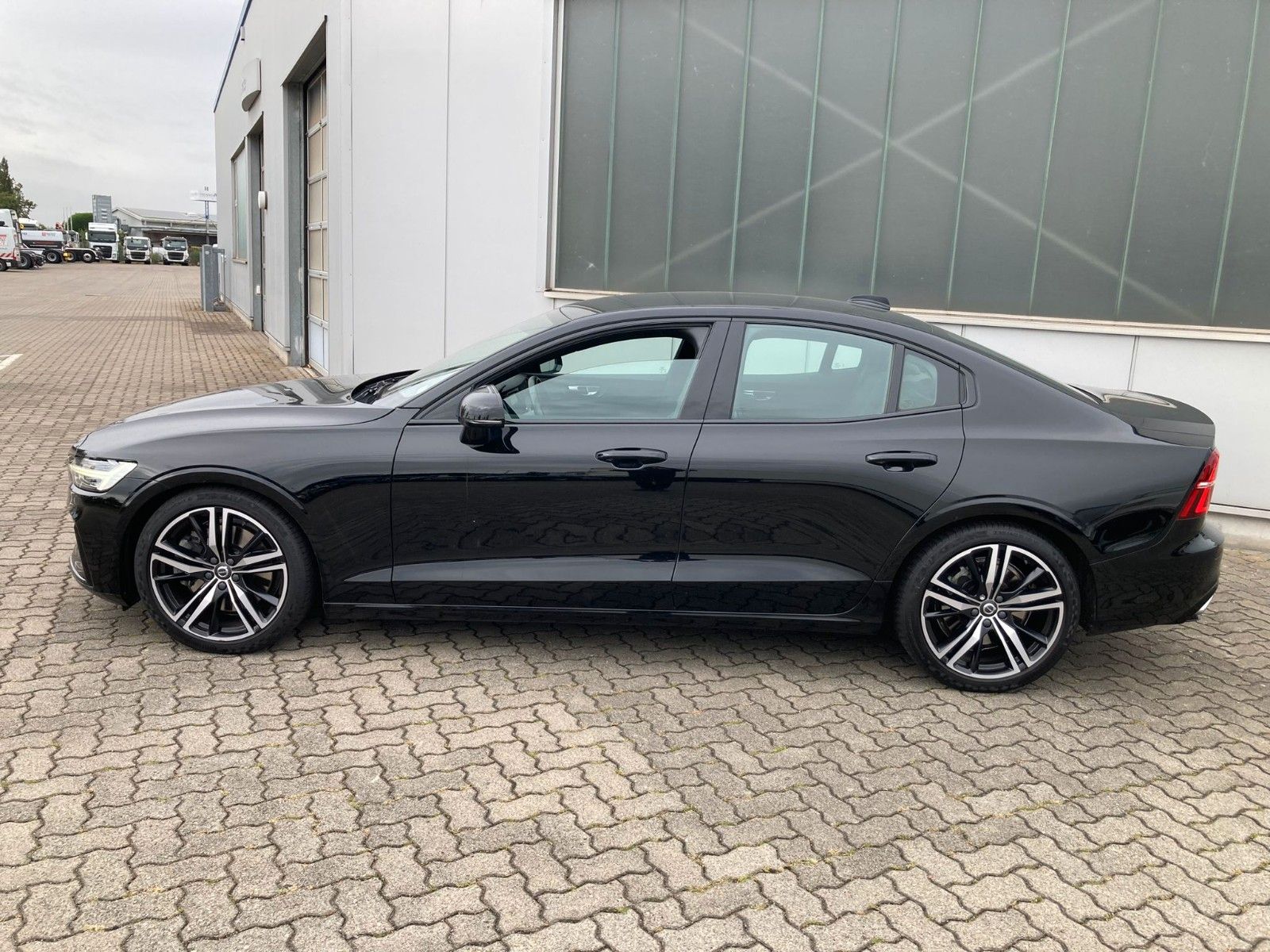 Volvo S60 T5 Lim. R-Design