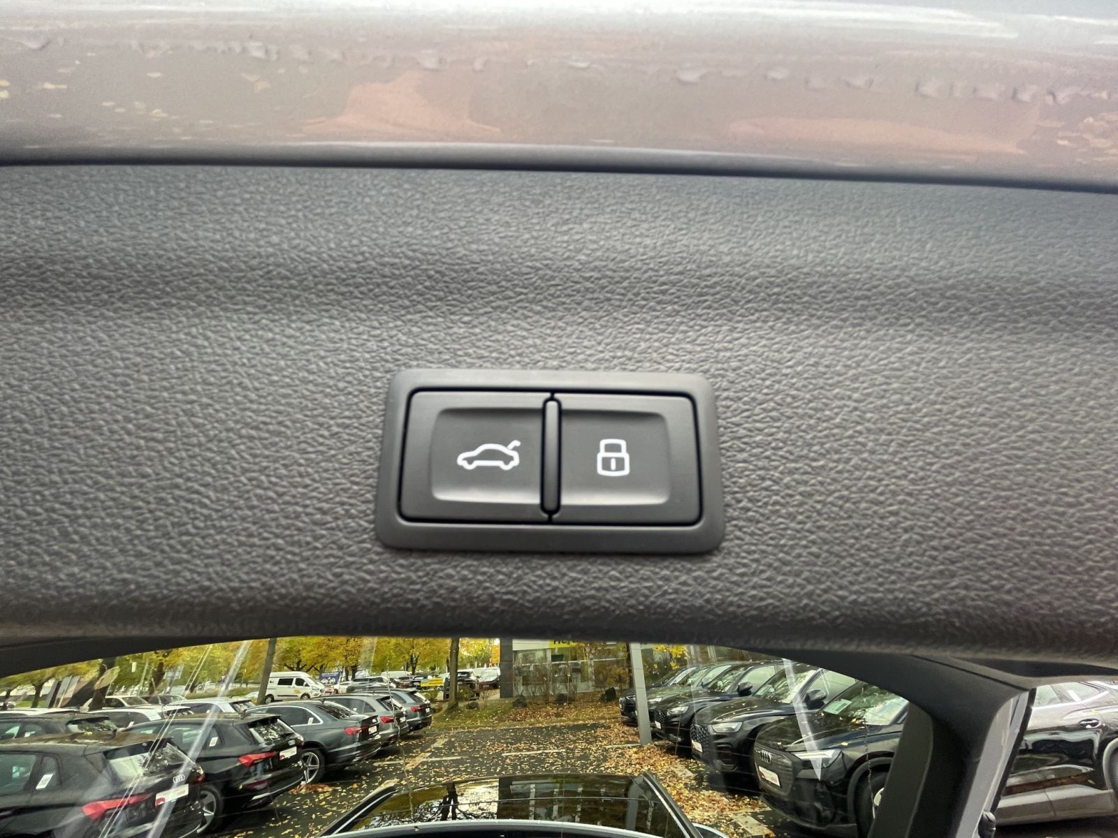 Audi A6 Av. 45 TDI qu. S line Matrix Pano Kamera AHK