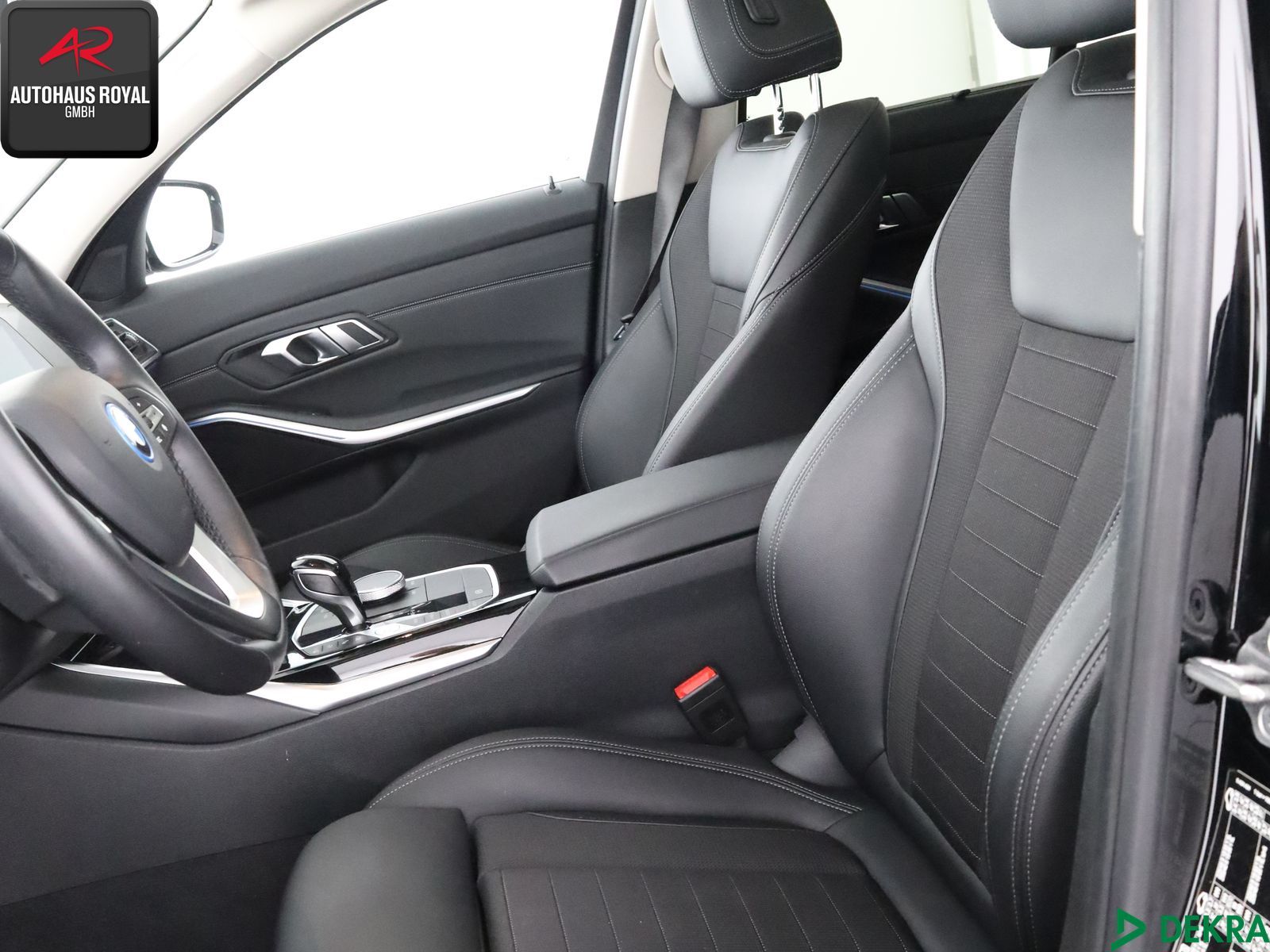 BMW 330 e T xDrive SPORTLINE - Samsaru's Car Outlet