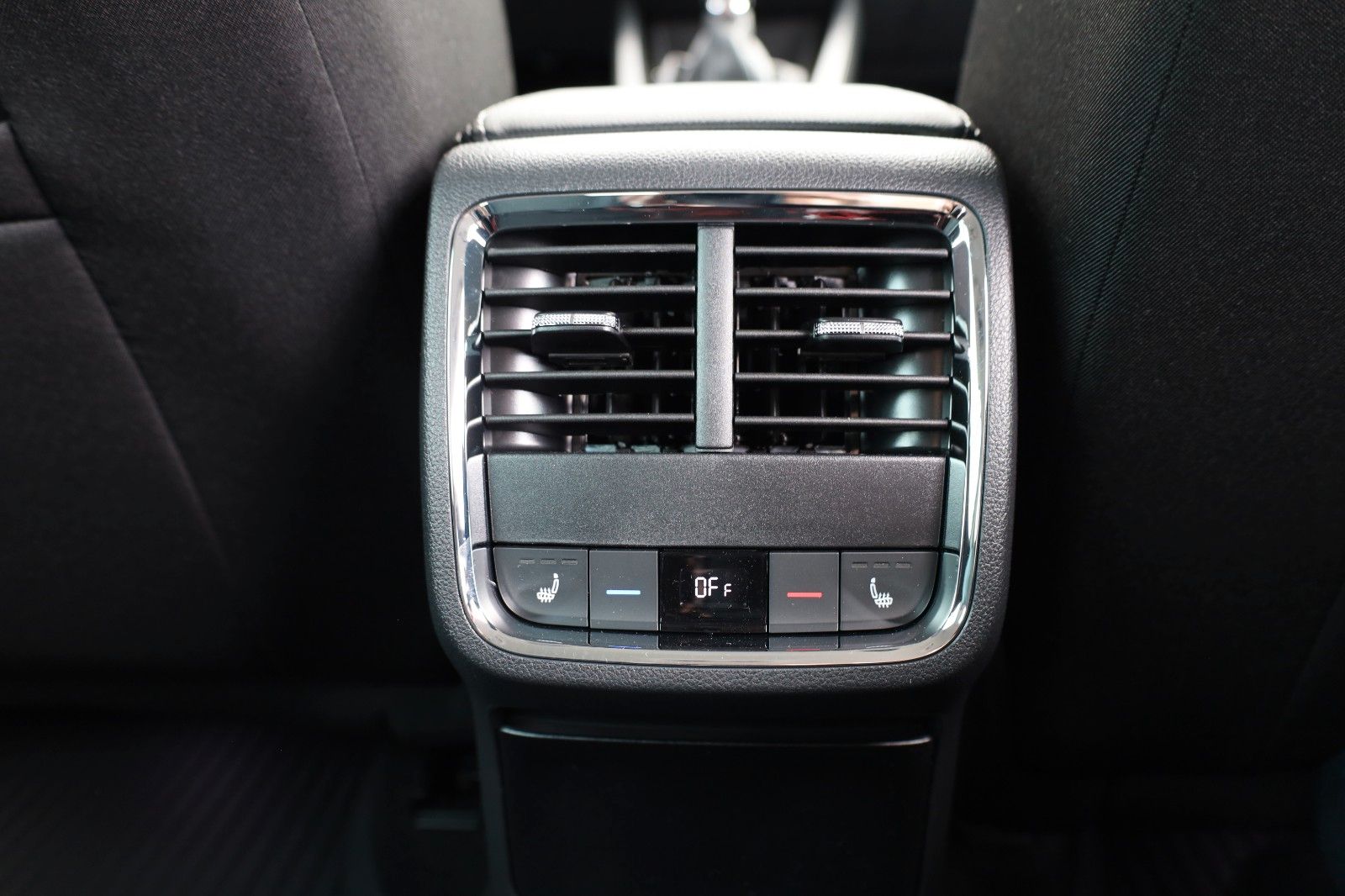 Skoda Octavia Combi Style - Samsaru's Car Outlet