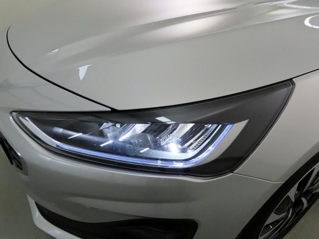 Ford Focus 1.0 M-Hybrid Aut Titanium iACC+LED+Kam+SHZ