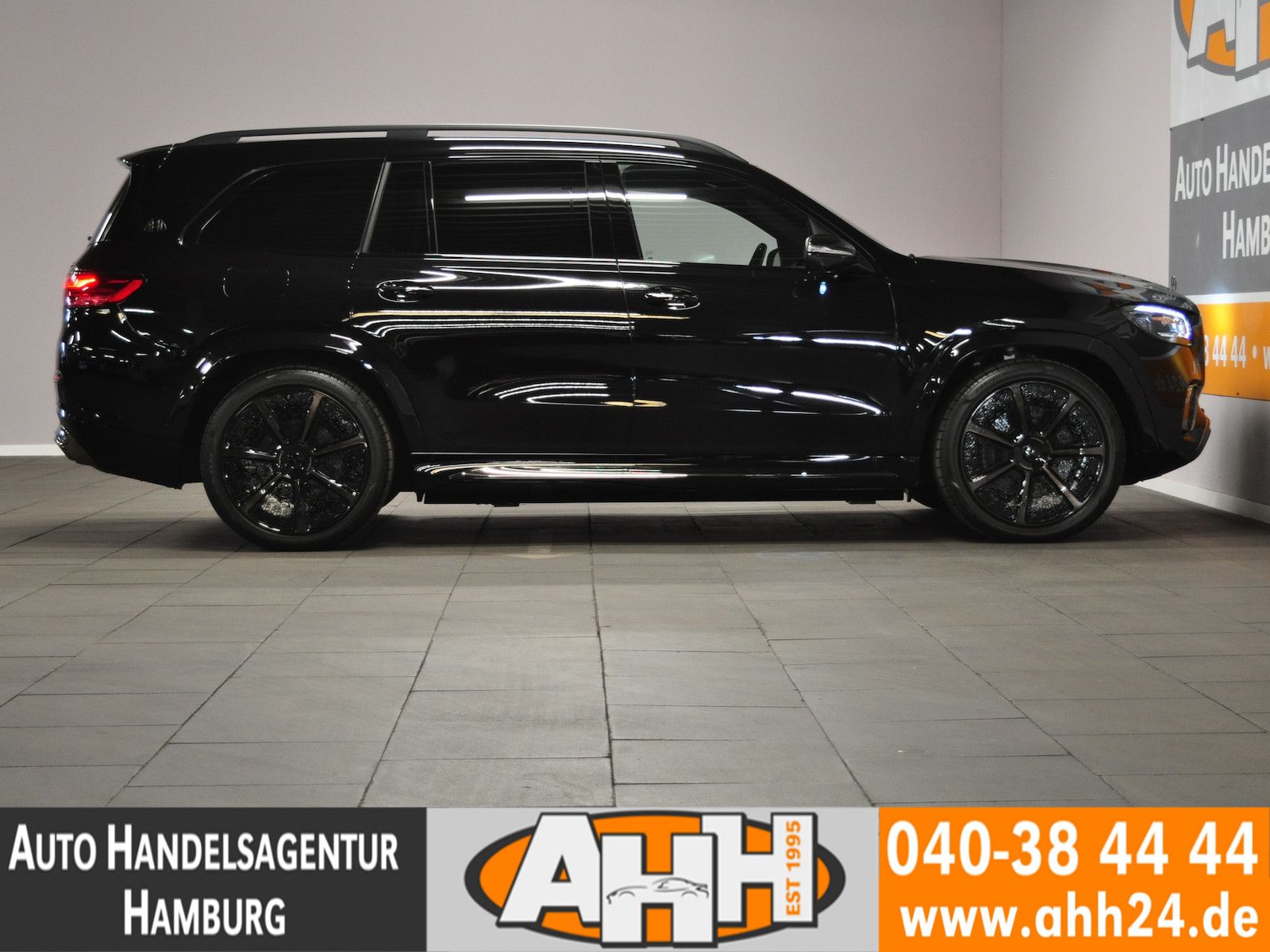 Mercedes-Benz GLS 600 Maybach 4M - Samsaru's Car Outlet