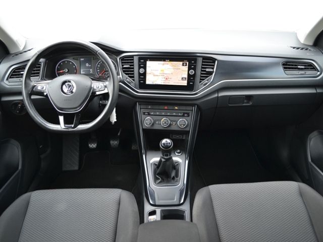 Volkswagen T-Roc 1.0 TSI - Samsaru's Car Outlet