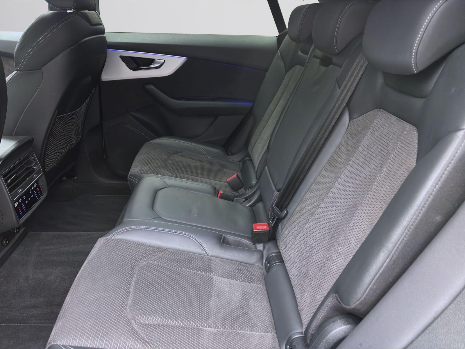 Audi Q8 50 TDI Q S LINE NAVI eKLAPPE STDHZG LM23