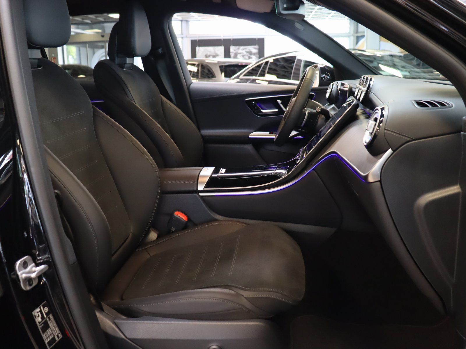 Mercedes-Benz GLC 300 de 4M AMG Distronic/LED/HUD/AHK/Night