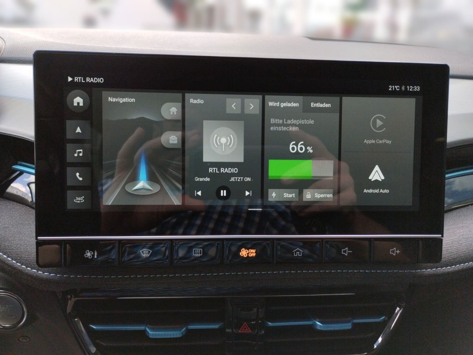 MG5 61,1 kWh Luxury - 8-fach bereift-