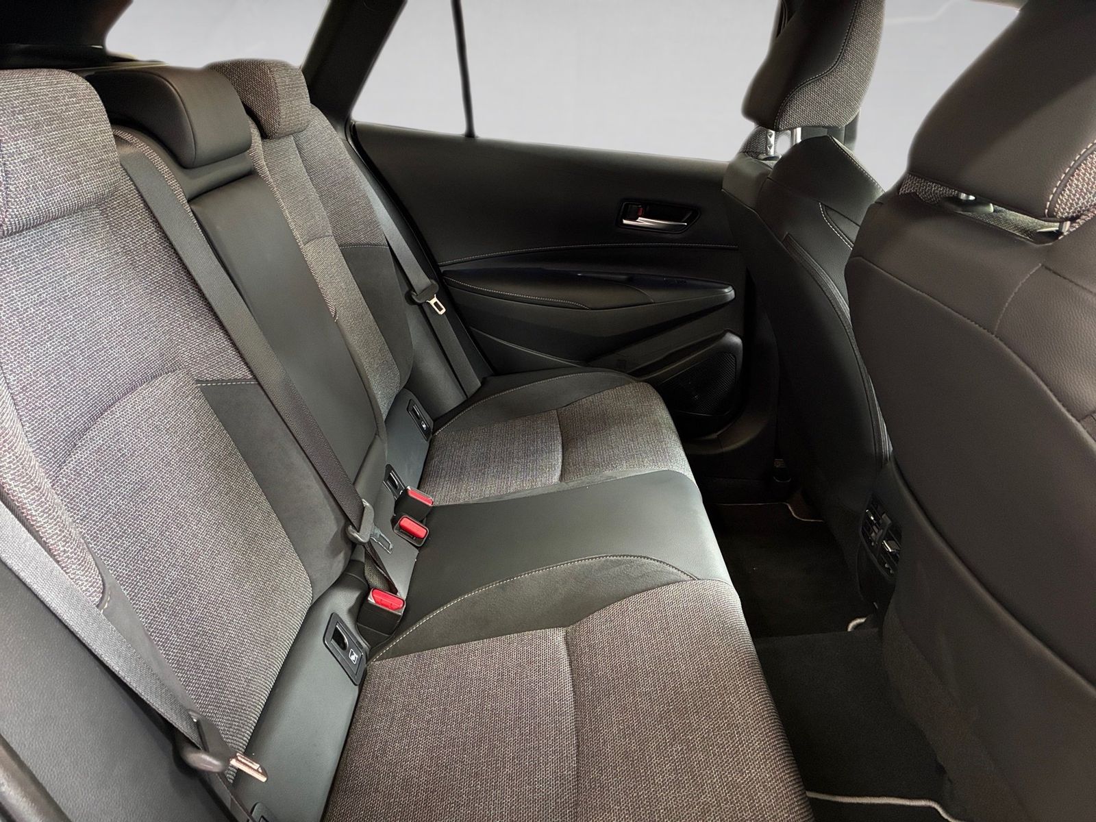 Toyota Corolla Touring Sports 2,0 Teamplayer +Technik P