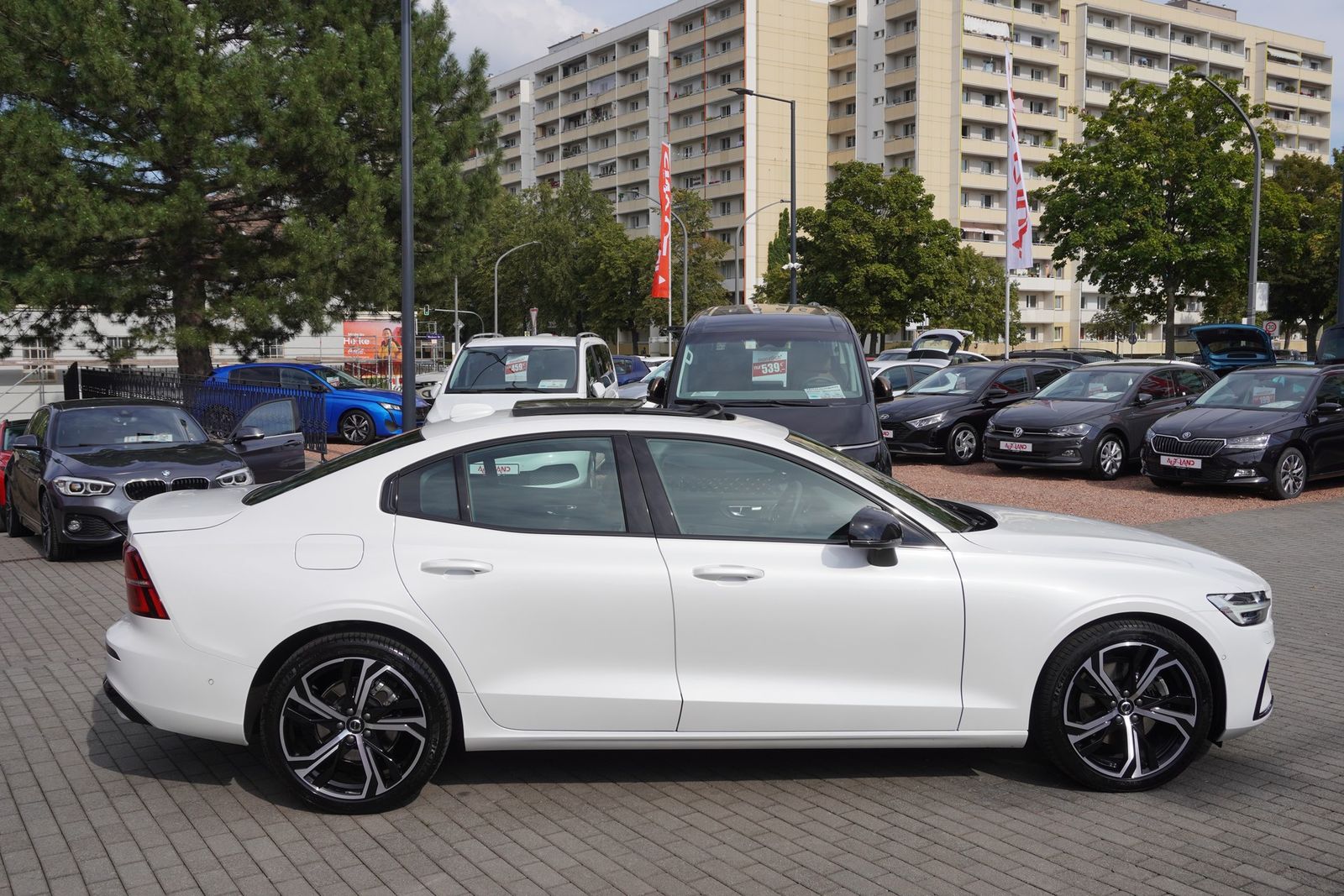 Volvo S60 2.0 M-Hybrid Plus Dark LED Panorama 360° DAB