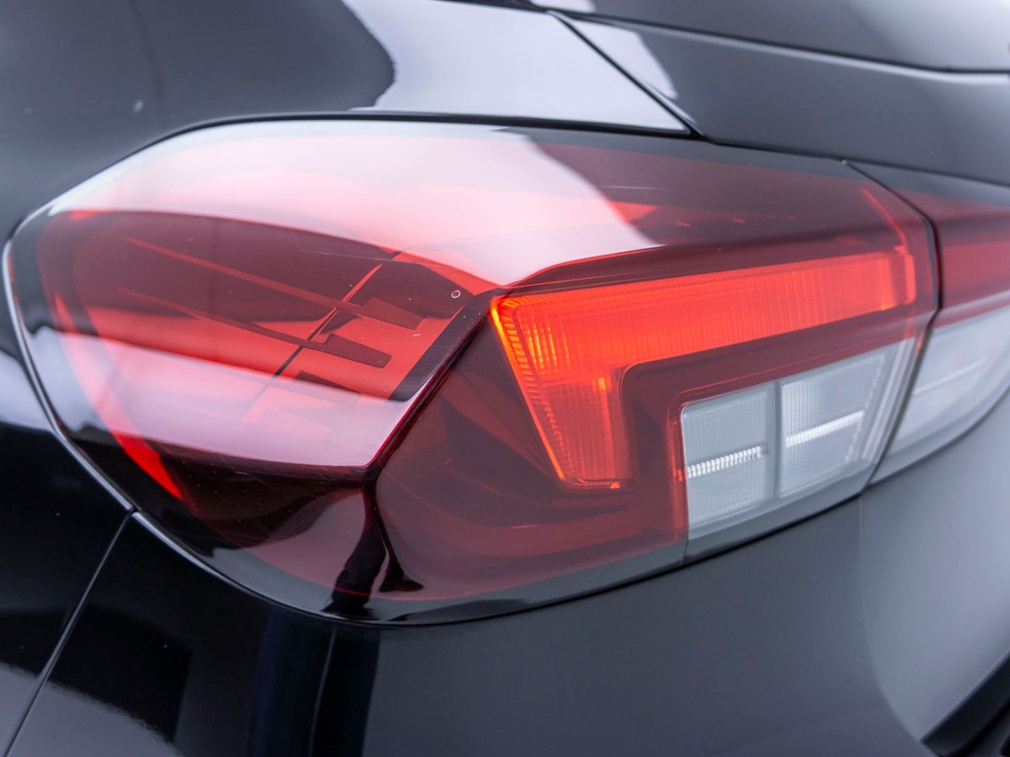 Opel Corsa-e Edition - Samsaru's Car Outlet