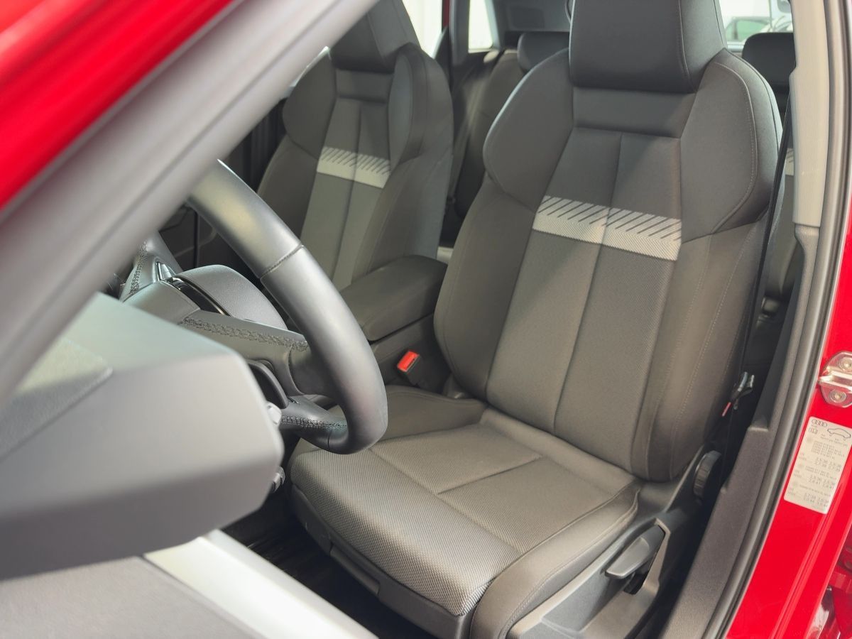 Audi A3 Sportback 30 TFSI g-tron Pano AHK Navi virtua