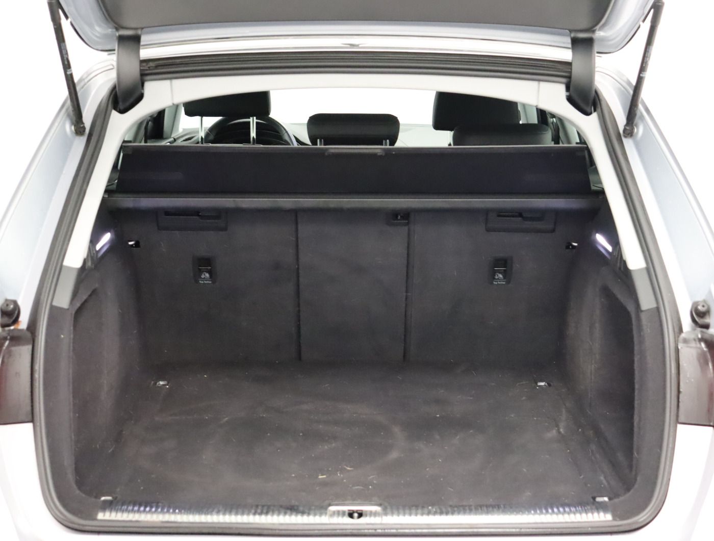 Audi A4 Avant 40 TDI S tronic - Samsaru's Car Outlet