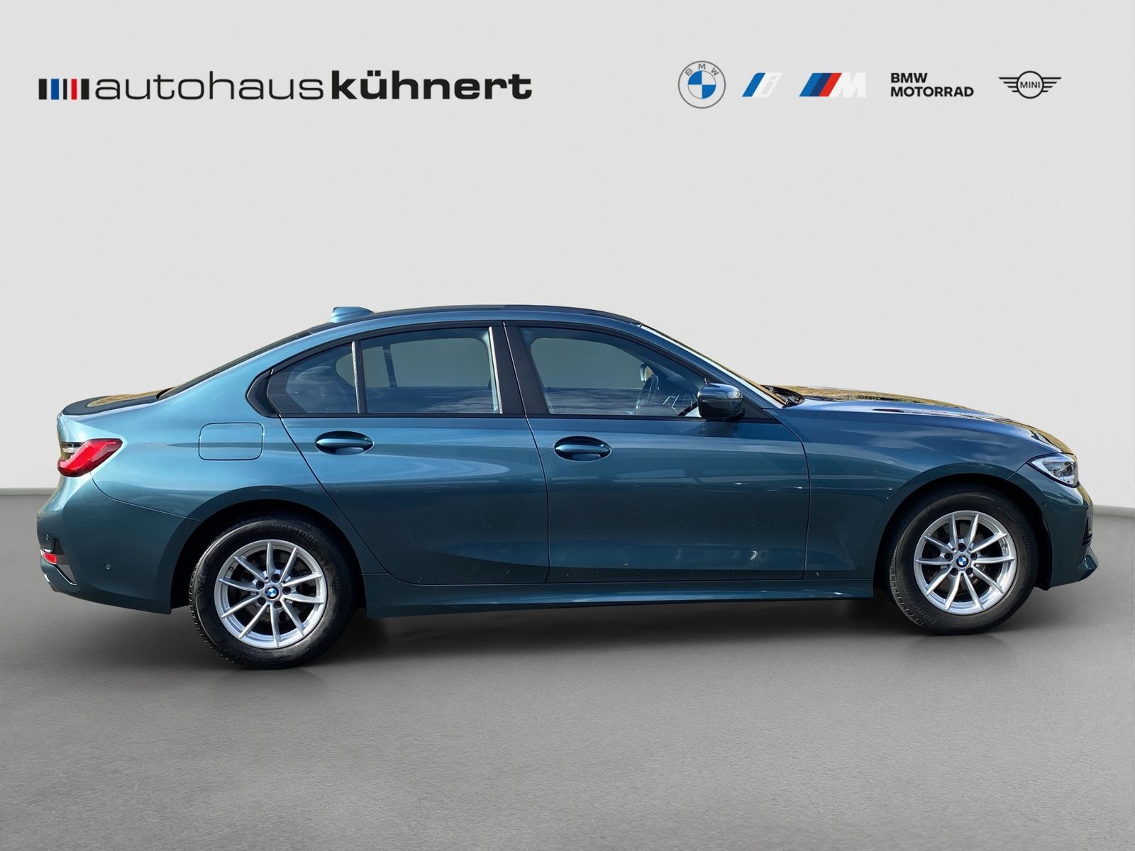 BMW 320d Limousine - Samsaru's Car Outlet