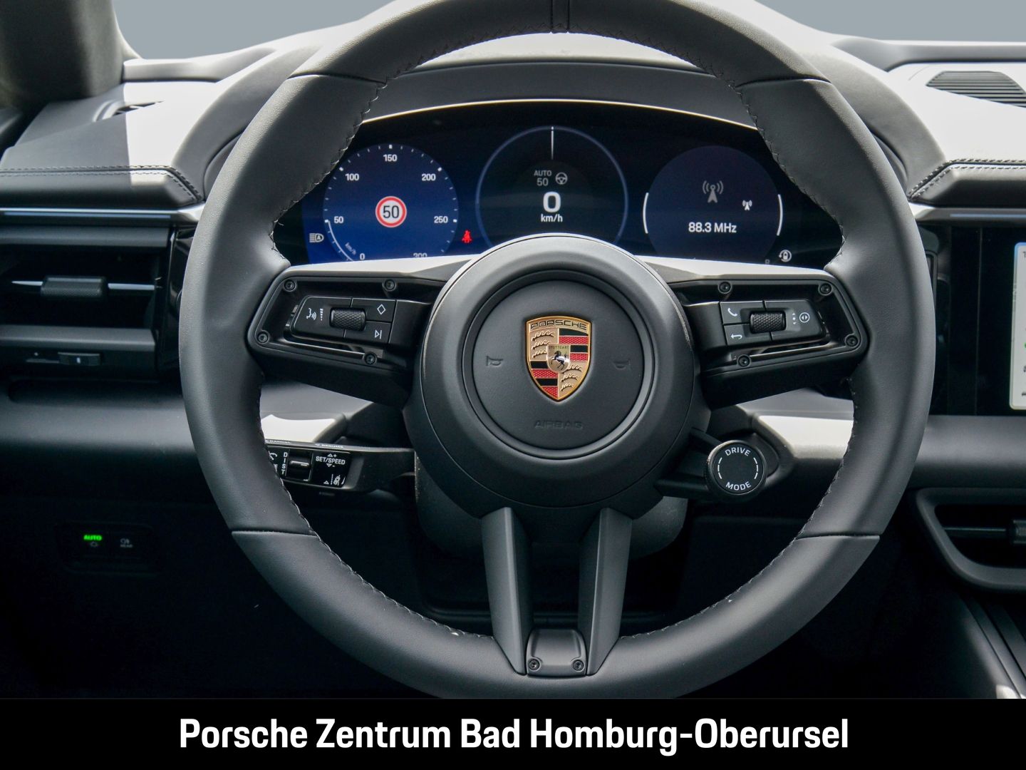 Porsche Macan 4S BOSE Luftfederung Panoramadach LED