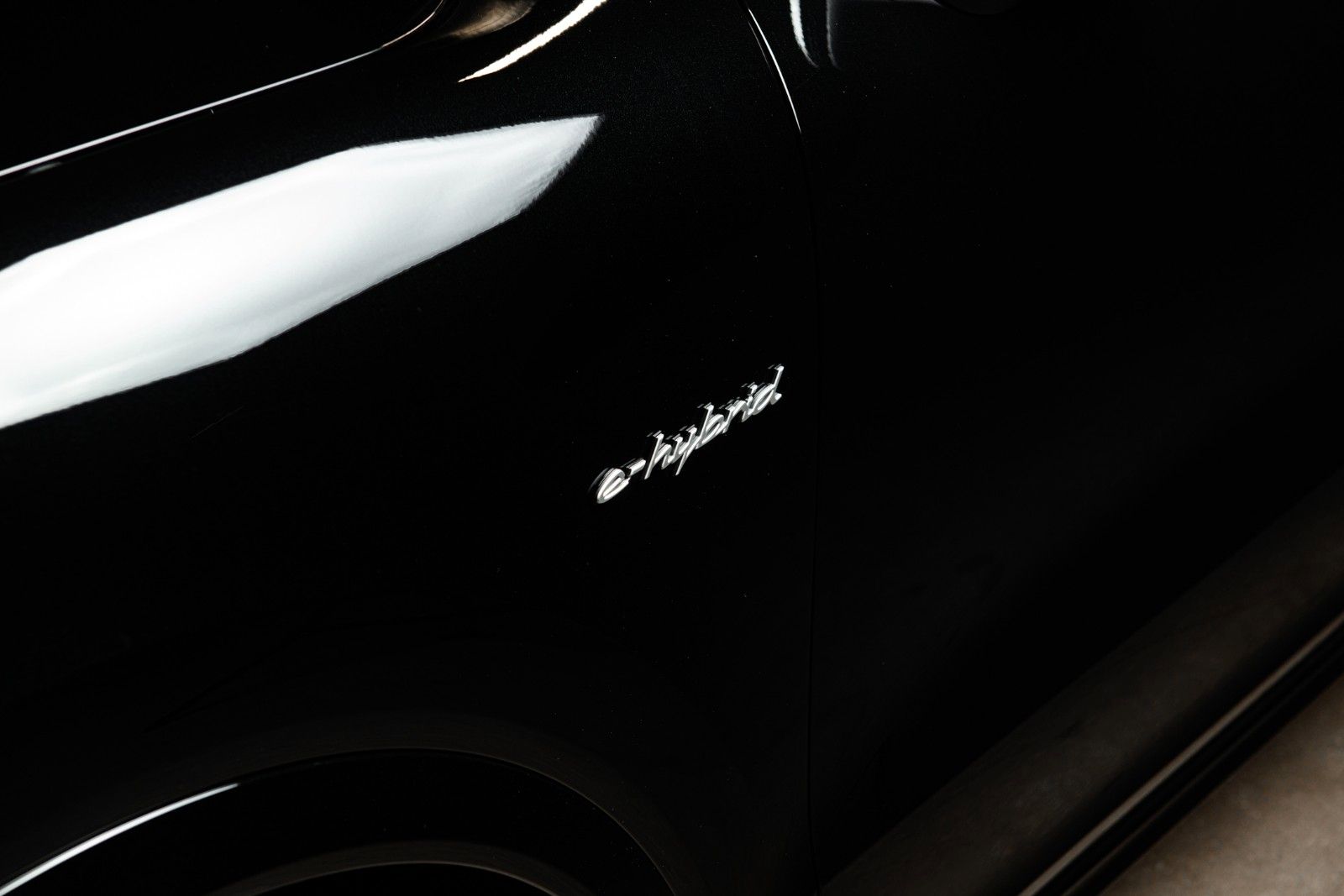 Porsche Cayenne Coupe E-Hybrid / SportDesign / VAT